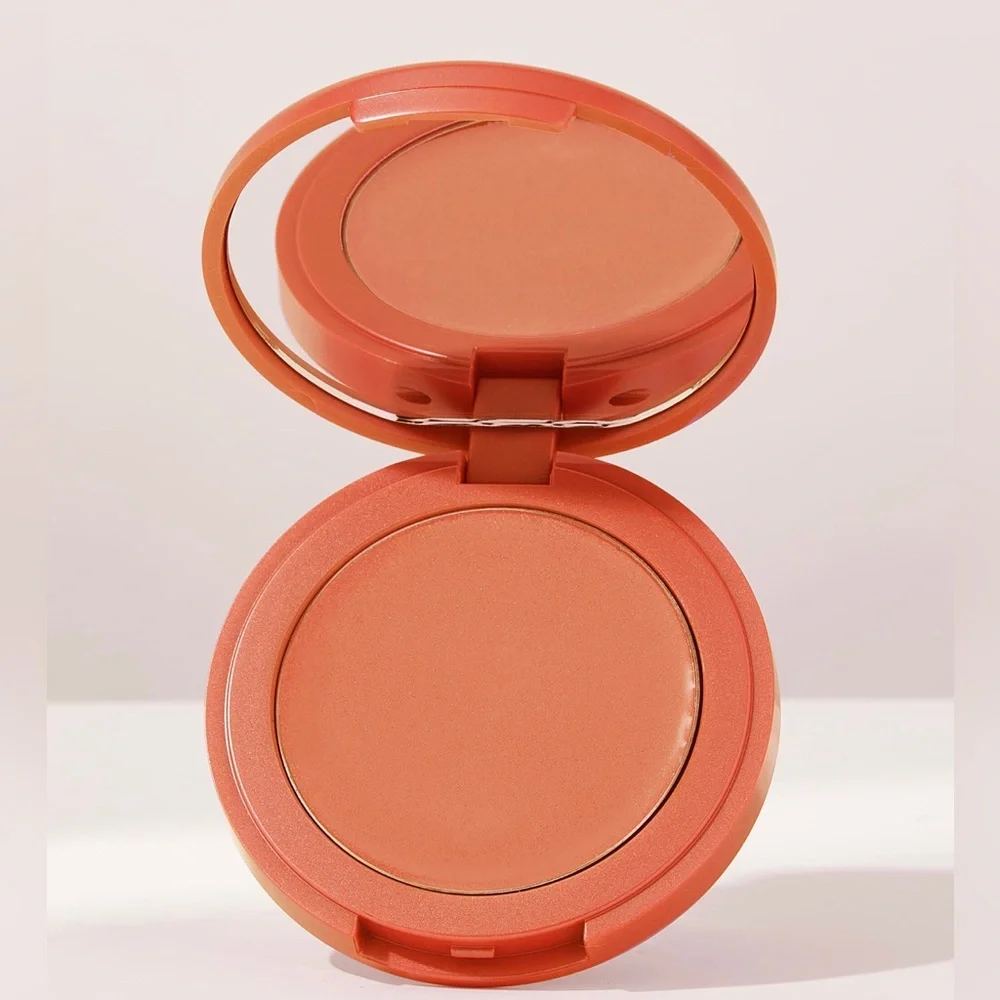 BNIB Tarte Maracuja Juicy Blush in shade Coconut